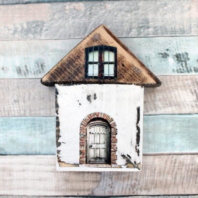 Domeček masiv malý – hnědá střecha